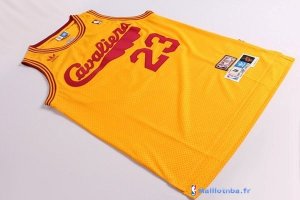 Maillot NBA Pas Cher Cleveland Cavaliers LeBron James 23 Retro Jaune