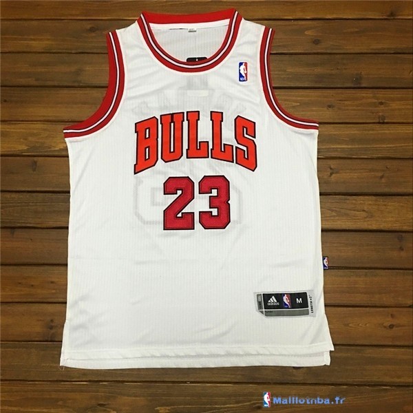 Maillot NBA Pas Cher Chicago Bulls Michael Jordan 23 Blanc Rouge ...